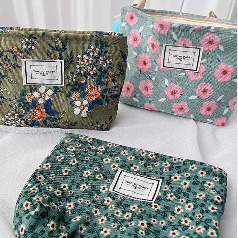 Corduroy Makeup Bag Organizer Clutch Retro Flower Print Cosmetic Bag Wash Women Travel Make Up Pouch Beauty Toilet Storage Cases W251017