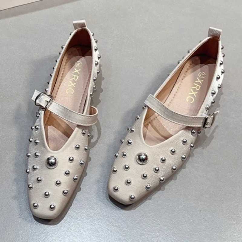 Luxury Metal Rivet Decoration Lowheeled Shoes Women Fashion Square Toe Buckle Brand Designer Shoes Elegant Comfort Office Shoes Z251015
