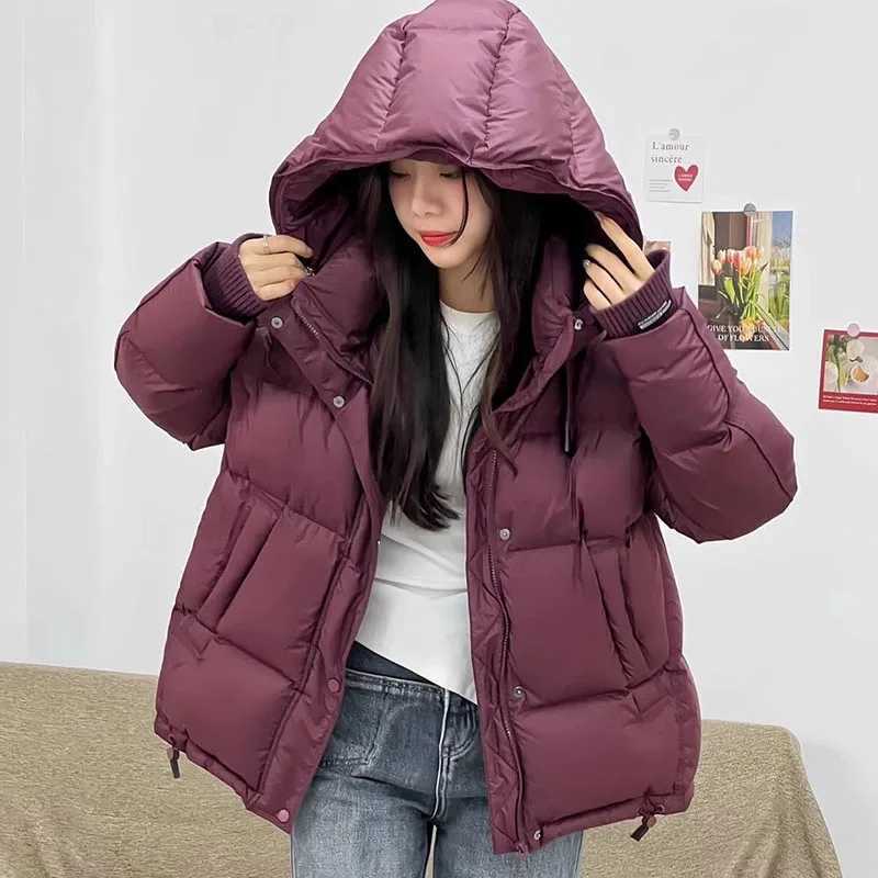 Winter Warm Hooded HighQuality Thick Women Down Jacket 2025 New Temperament Solid Color White Duck Down Women Down Jacket H492 W251016