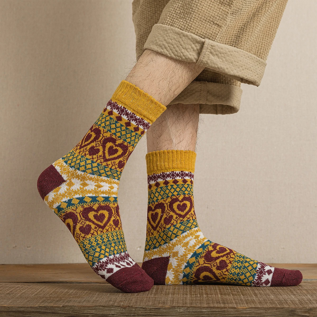 5 Pairs Women Thick Winter Warm Wool Socks Man Retro Style Dot Wave Pattern Couple Models Free Size 251017