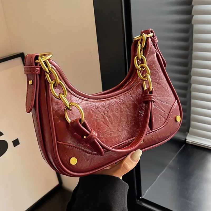 Senior sense of shoder bag 2025 new models of popar explosive models hundred hihed crossbody fi underarm bags1 D251017