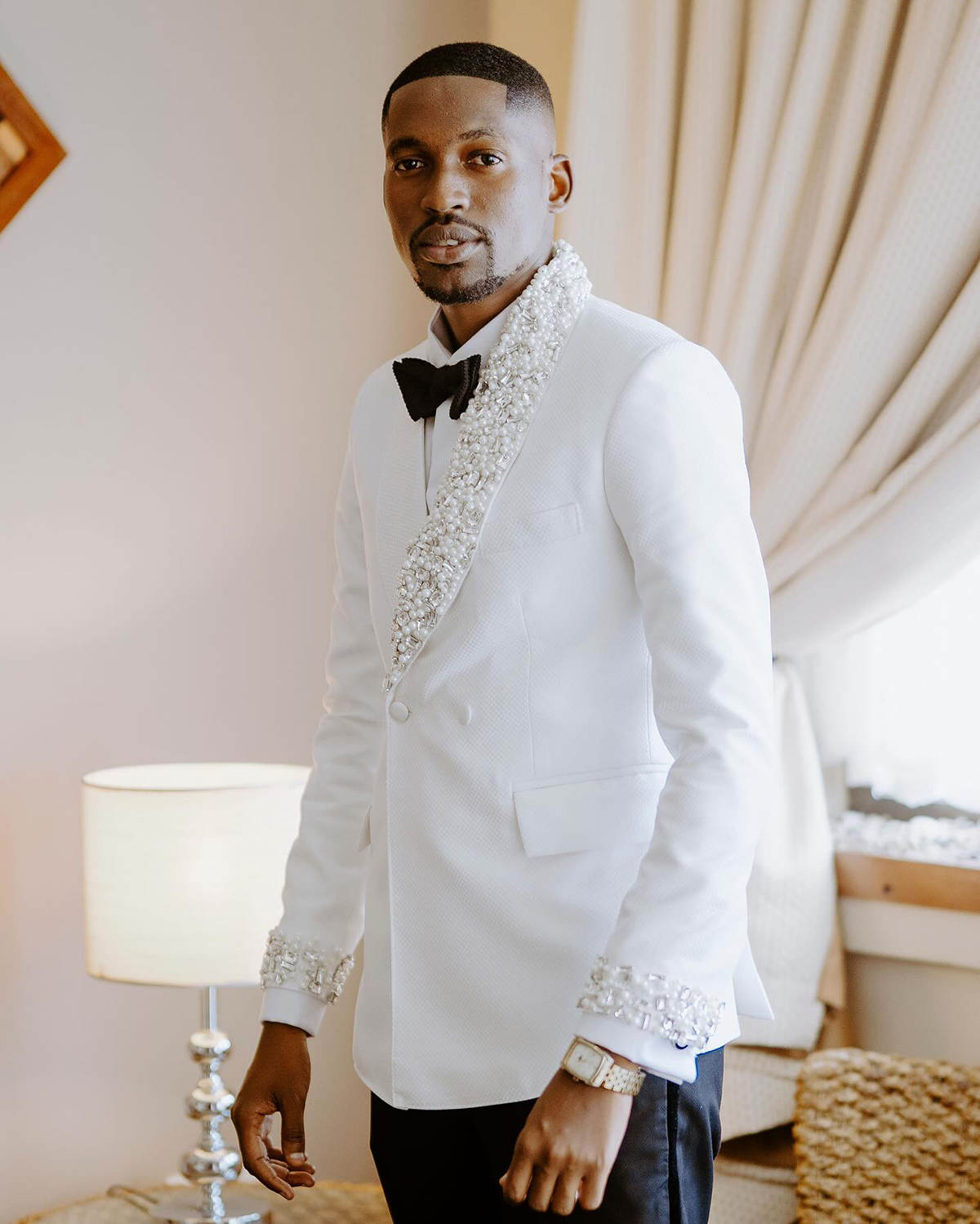 White Men Wedding Tuxedos 2 Pieces Big Pearls Beading Business Mens Pants Suits Guest Formal Wear