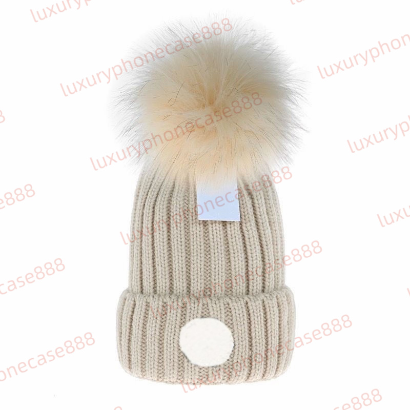 M Highquality Designer beanie children Knit Beanie Warm Winter Hats Bobble Hat Fashion classic beanie Boys and girls Classic Design outdoor casual warm hat
