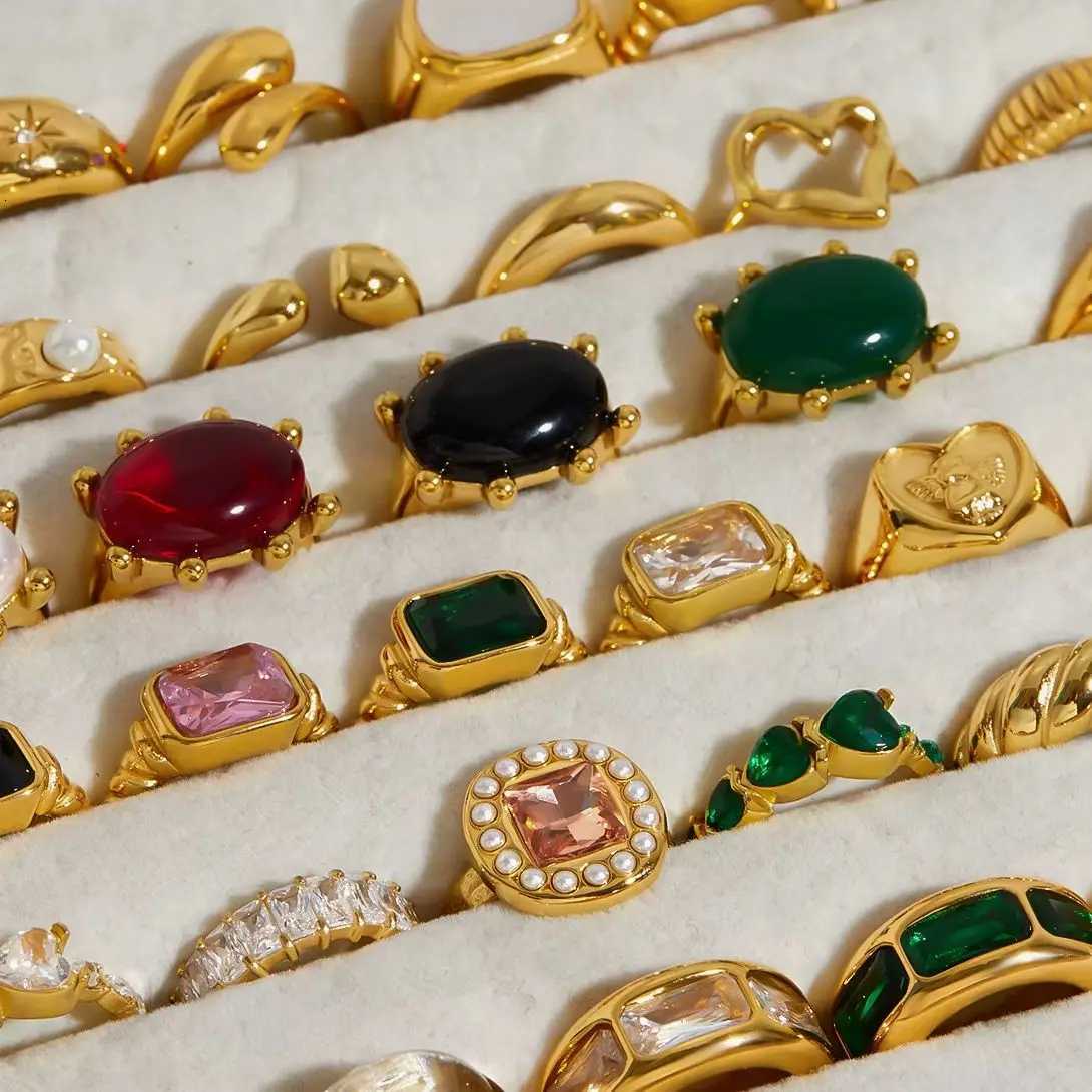 Uworld INS Style 18K Gold Plated Zircon High Polished Geometric Round Chunky Jewelry Stainless Steel Waterproof Rings for WomenW251017