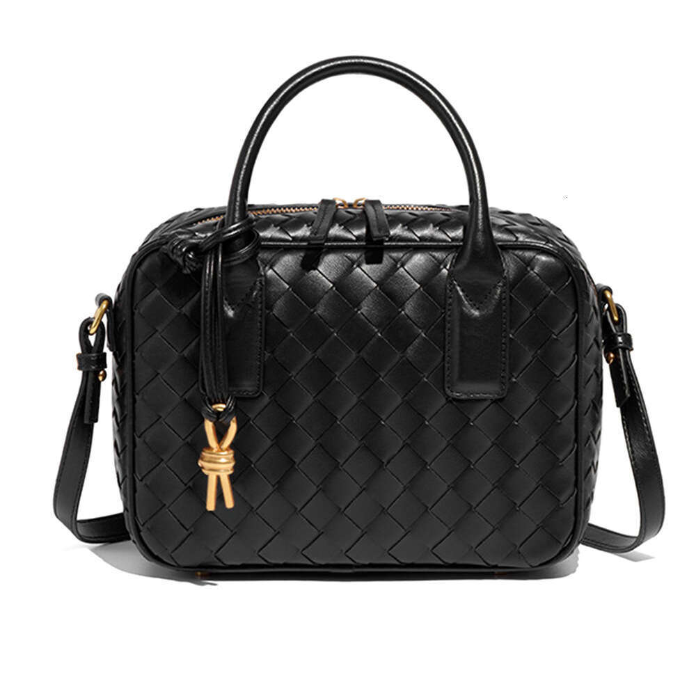 Handwoven Boston Pillow Commuting Versatile Handheld Camera Trendy Single Shoulder Crossbody Bag