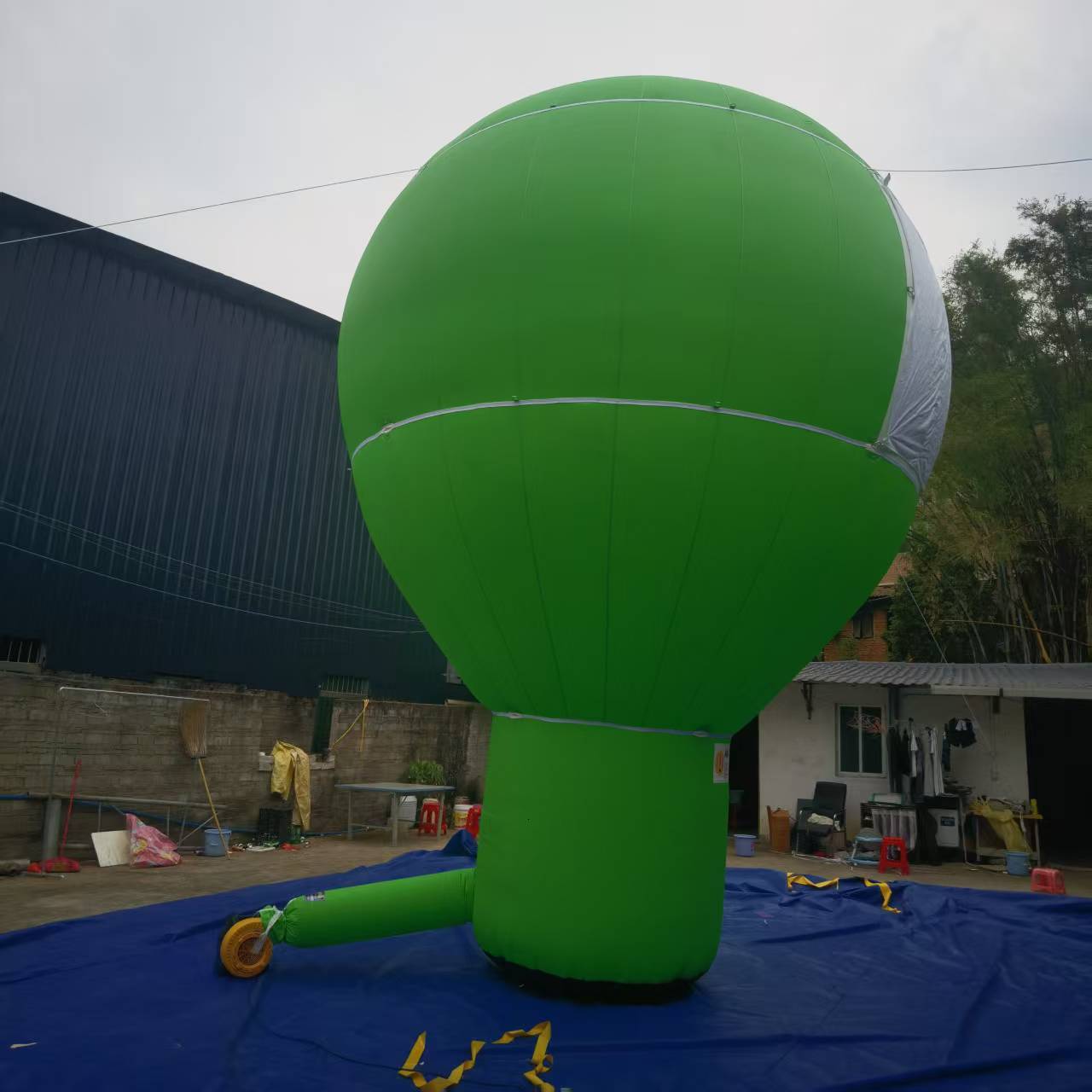 Theme-style inflatable slide Professionally customized inflatable slide