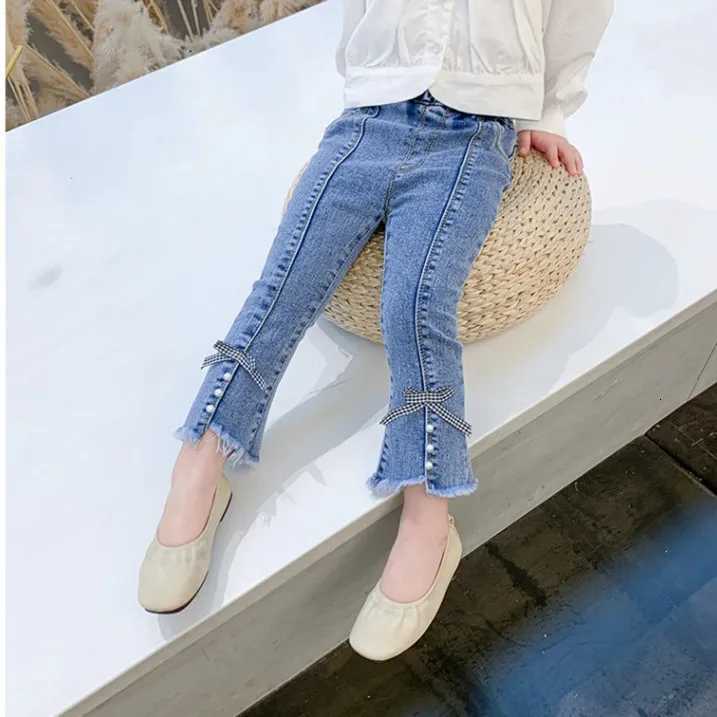 Jeans for Girls Cute Childrens Jeans Slightly Flared Trousers Fashion Slit Elastic Spring Autumn Solidcolor Pants Kids ClothesT251017