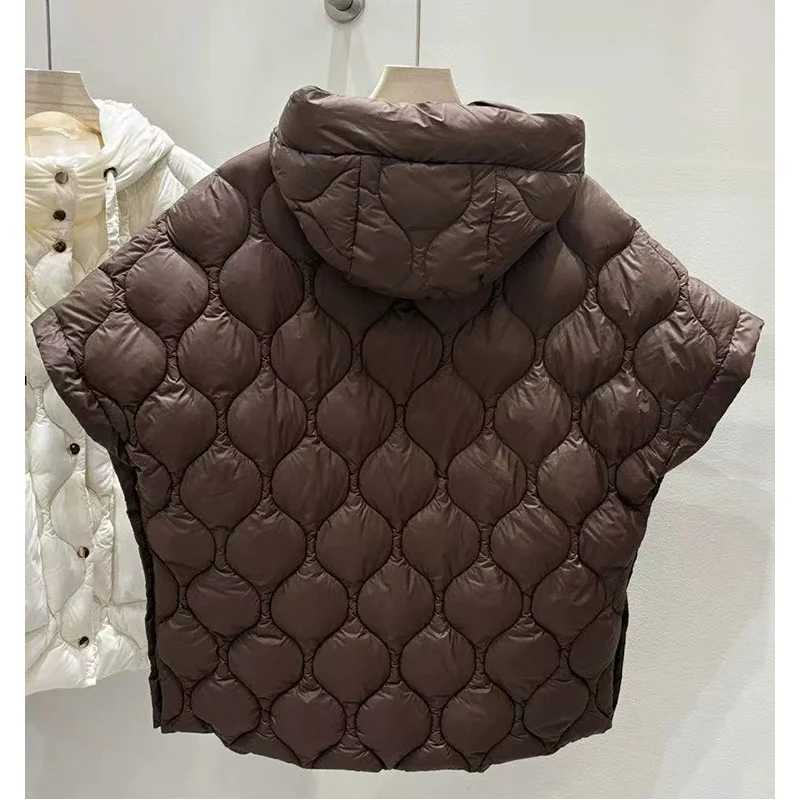 Schinteon Womens 90 White Duck down Vest Irregular Sleeveless Jacket with Hood Solid Color Fashionable Autumn Winter Top 2025 W251016