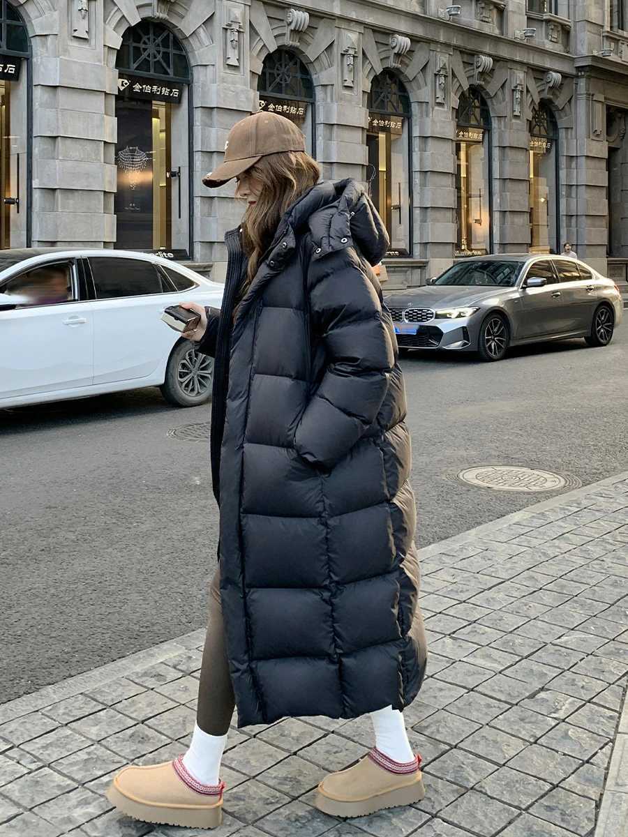 Winter Womens Down Coat 2025 New Thicken Warm Black Long Puffer Coat Fashion Versatile Parkas Outerwear W251016