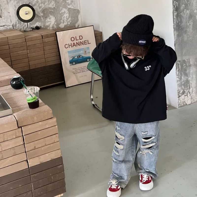 Spring Kids Trousers Boys Fashion Ripped Jeans Baby Girls Loose Casual Denim Pant Korean Childrens Clothing Ripped Pants NewT251017