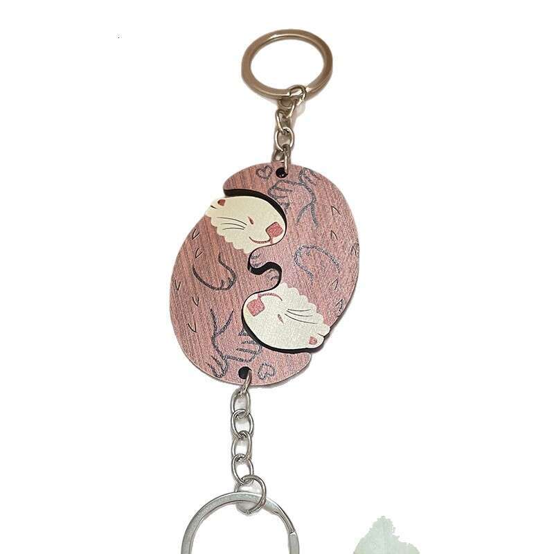 Creative Imitation Wooden Couple Otter Pendant Valentine's Day Best Friend Matching Keychain