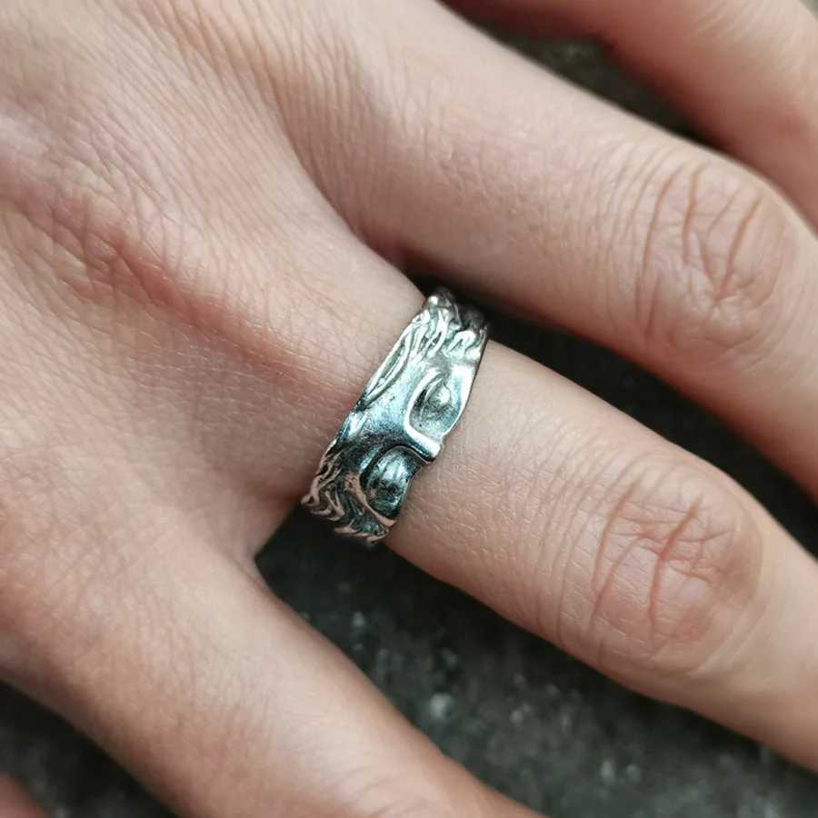 Creative Venus Half Mask Ring For Men Vintage Carving Opening Adjustable Ring Fashion Jewelry Gifts Z251017