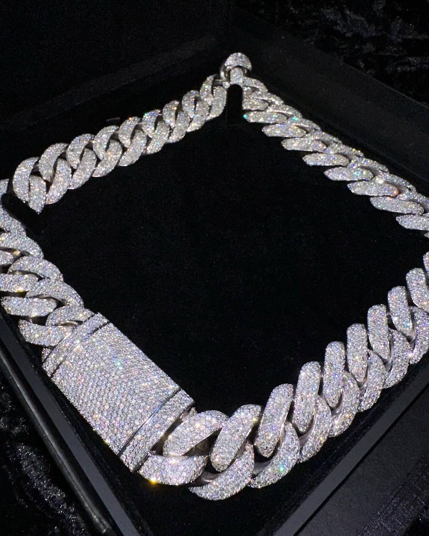 AAA Gems Silver Necklace 18mm 20mm Silver 10k14k18K Gold Plating Moissanite 4 Rows Prong Iced Out VVS Miami Cuban Link Chain