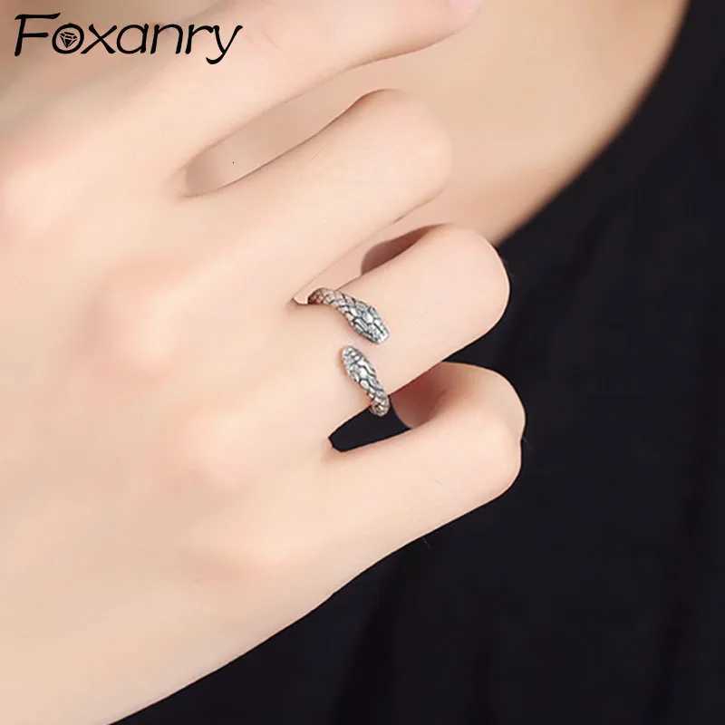 Foxanry Silver Color Rings Creative Terndy Twoheaded Snake Animal Charm Women Girl Birthday Party Jewelry Gift Z251017