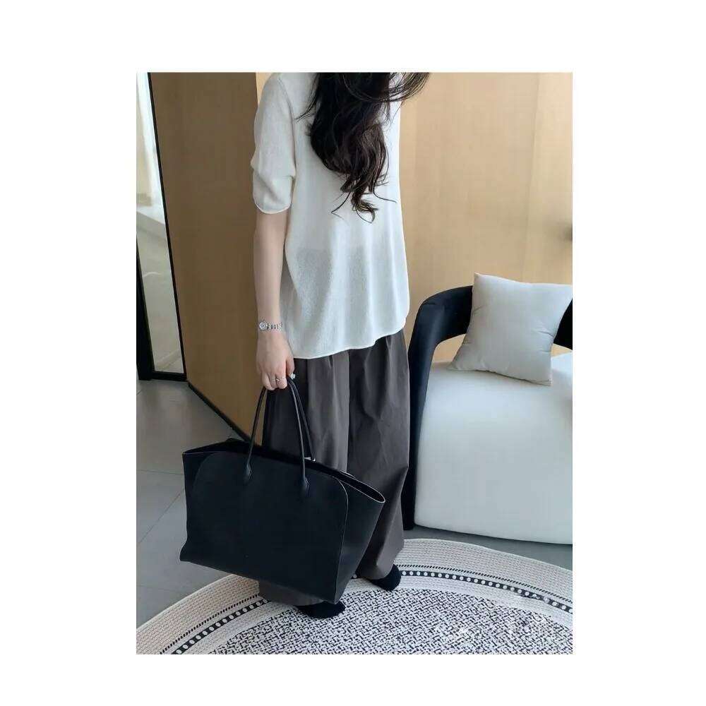 High-end Large-capacity First-layer Cowhide Fashionable Simple Handbag Shopping Tote Armpit Bag Commuting Leisure Versatile