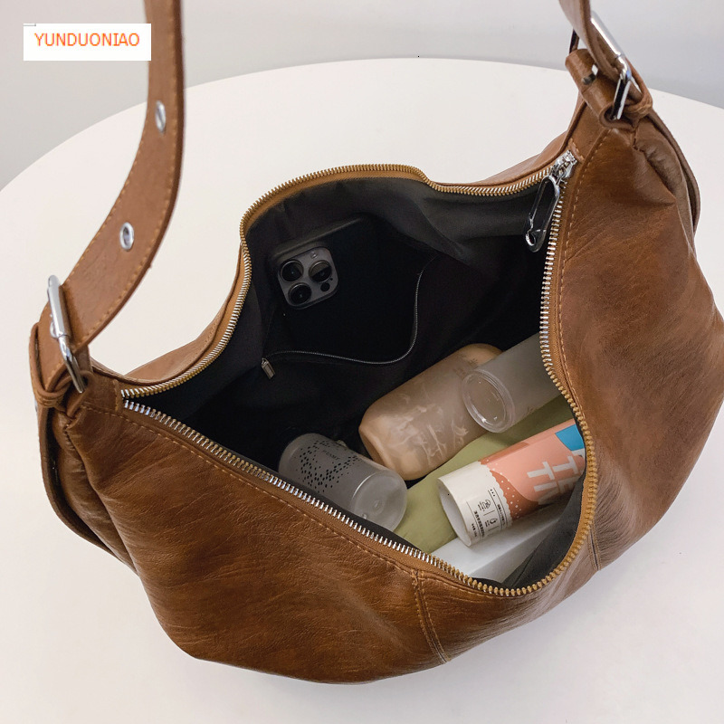 Autumn and winter new retro style designer bag large capacity women's shoulder bag new casual and fashionable women's crossbody bag luxury h