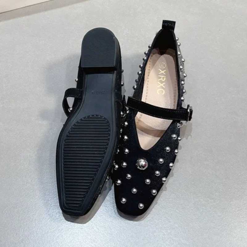 Luxury Metal Rivet Decoration Lowheeled Shoes Women Fashion Square Toe Buckle Brand Designer Shoes Elegant Comfort Office Shoes Z251015