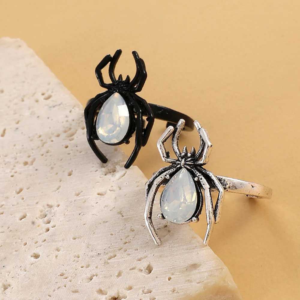 Vintage Halloween Gothic Punk Spider Rings For Women Men Insect Animal Ring Crystal Stone Opening Ring Party Jewelry Gift Z251017