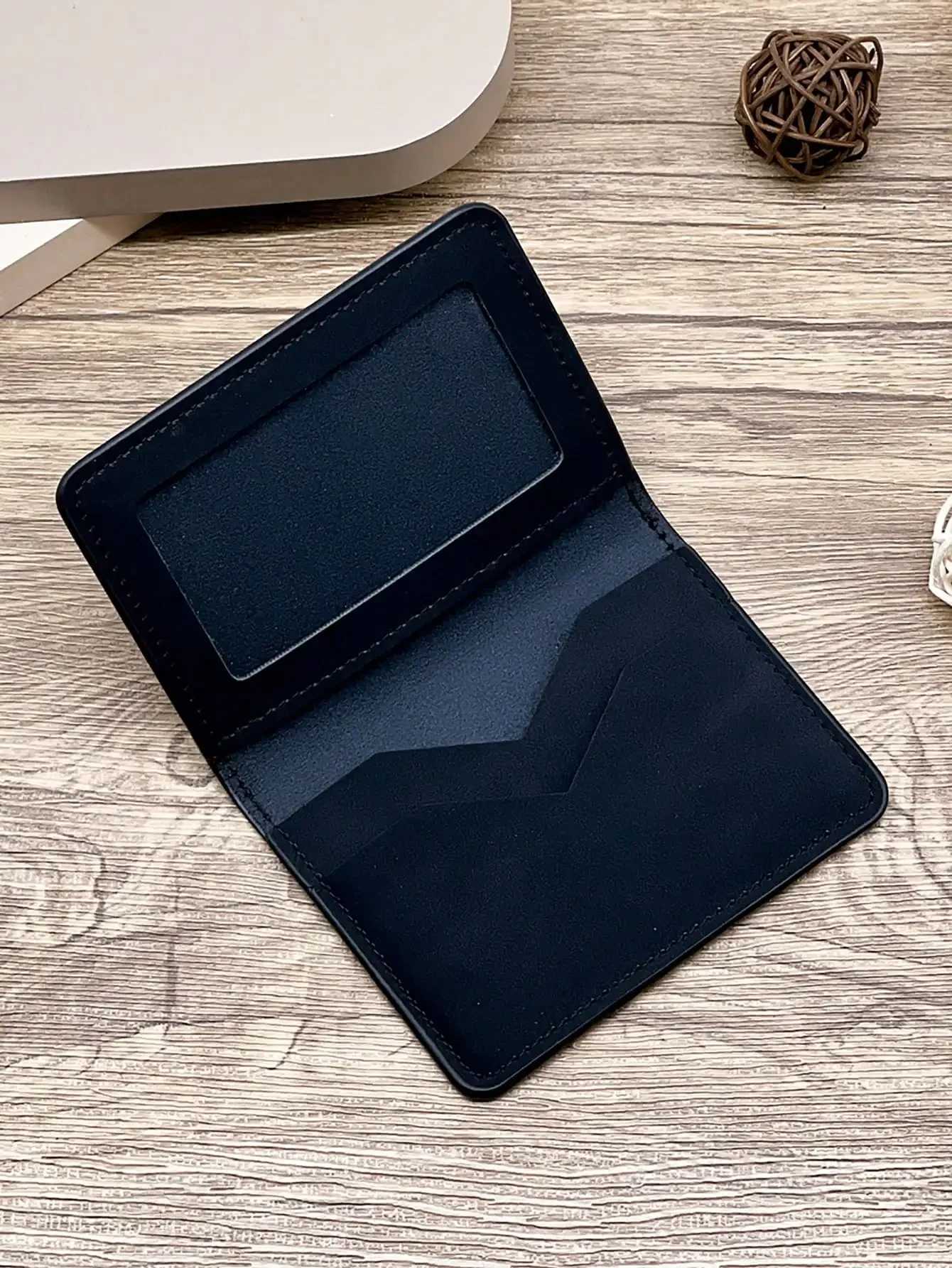 Mens Slim Black Card Holder Wallet Stylish and Minimalist Business Card Case for College Students New Credit Card HolderW251017