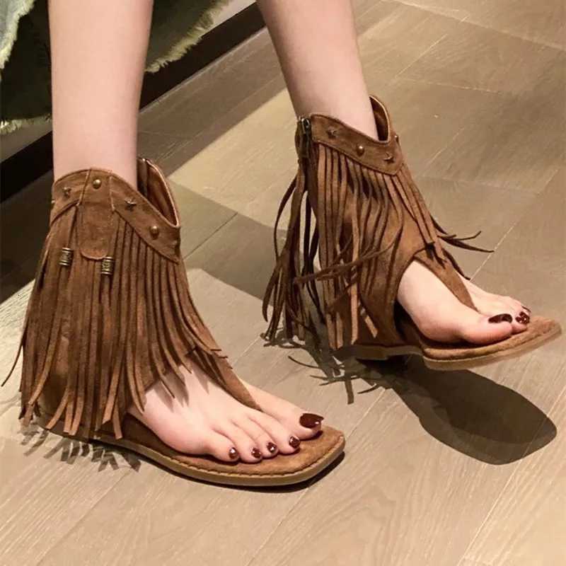 Metal Rivet Zipper Women Flipflops Fashion Fringe Flat Designer Sandals Summer Simple Comfortable Nonslip Women Roman Shoes Z251015