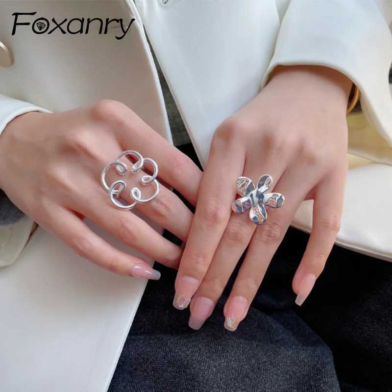 Foxanry Silver Color Flower Geometric Rings For Women Girl Minimalist Exaggerated Sweet Elegant Handmade Engagement Jewelry GiftW251017