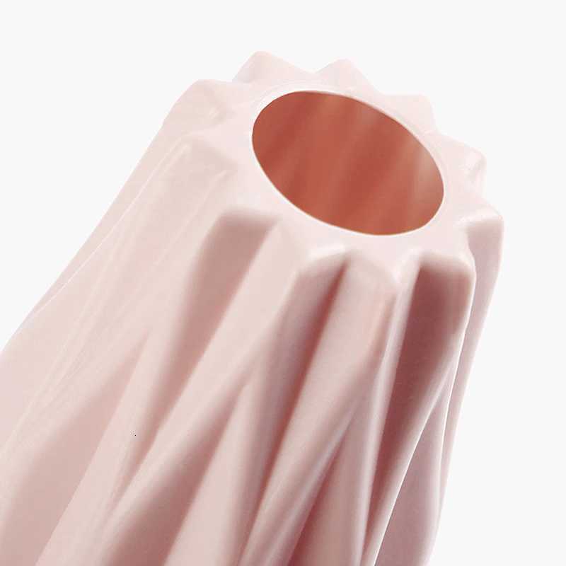 NEW 21cm Modern Flower Vase White Pink Green Plastic Vase Nordic Home Living Room Decoration Ornament Flower Arrangement Decor C251017
