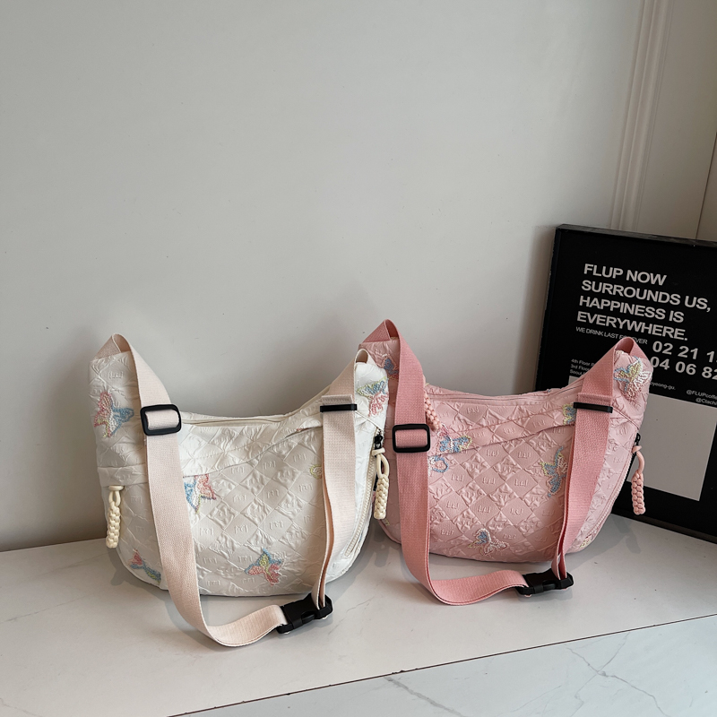 Spring women's fashionable and compact phone bag with large capacity function, new high-end student versatile, casual and simple shopping commuti