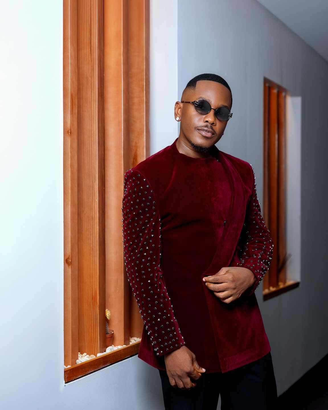 Modern Wedding Tuxedos Beaded 2 Piece Set Jacket Pants Men Suit Design Single Breasted Evening Prom Groom Blazers Customized