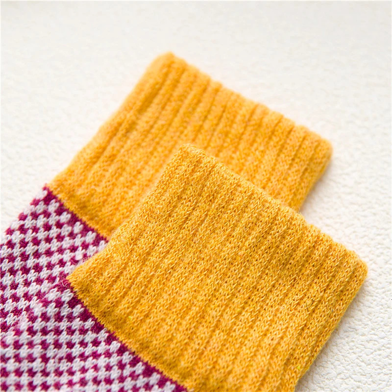 HSS Thicken Women Winter Socks Warm Rabbit Wool Girls Sox High Quality Cotton Casual Harajuku Stars Pattern socks 5Pairs 251017