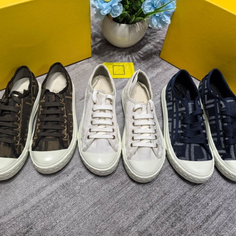 Letter Embroidery Vintage Lace-up Canvas Shoes Low-top Sports Casual Couple Shoes Student Versatile Sneakers for Women