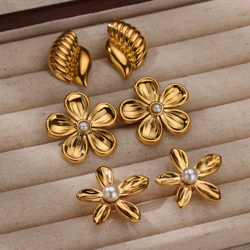 Trendy Pearl Zircon Flower Earrings For Women Stainless Steel Creative Exaggerate Earrings Christmas Ear Jewelry Gift 251016