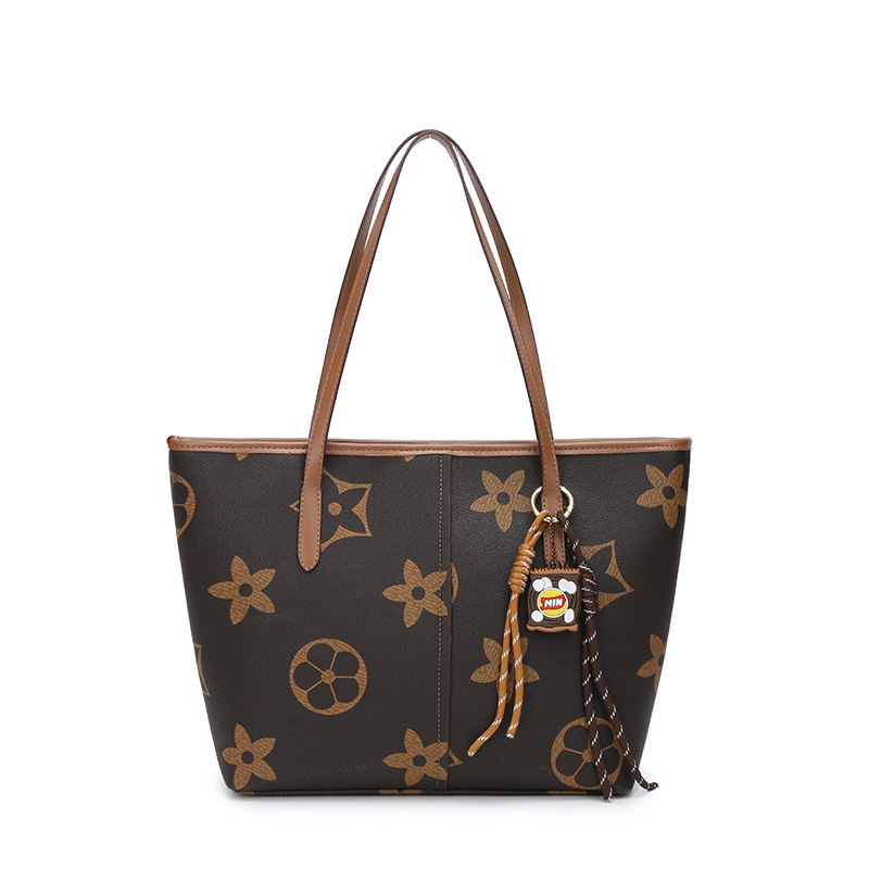 Designer bag 2025 New Retro Printed Tote Bag Letter Casual Fashion Large Capacity Shoulder Bag for Women brown coffee white