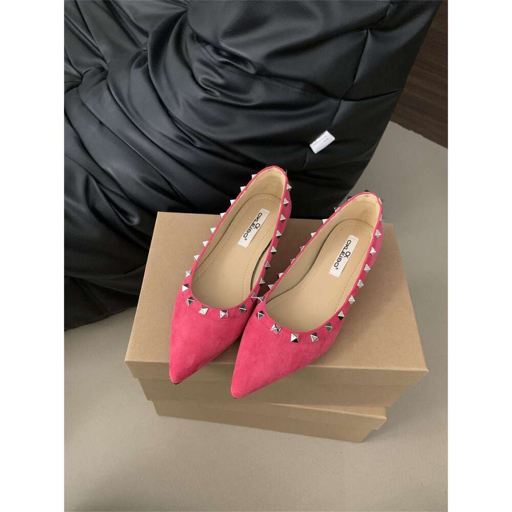 Women's Designer Shoe Petite Pointed Toe Hidden Wedge 2.5CM Sole Suede Rose Red Studded Shallow Sexy Low Heel Single Shoes Date Night Essential
