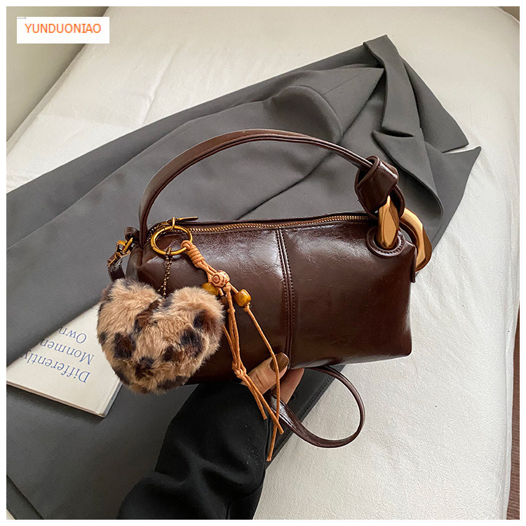 Autumn/Winter Retro Style Designer Bag Fashion Women's Shoulder Bag Luxury Handbag Fashion Trend Versatile Commuter Bag Women's Crossbody Ba