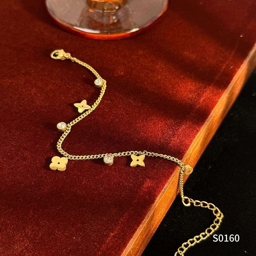 Light Fashion Ins Stainless Steel Cross Flower Bracelet Zircon High-end Feel Women's Gold-plated Jewelry