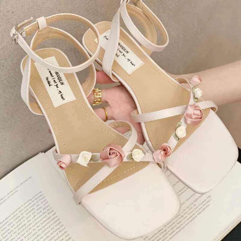 Sweet Rose Flower Summer Women Sandal Fashion Satin Square Toe Crosstied Slide Sandals Comfortable Nonslip Open Toe Women Shoe Z251015