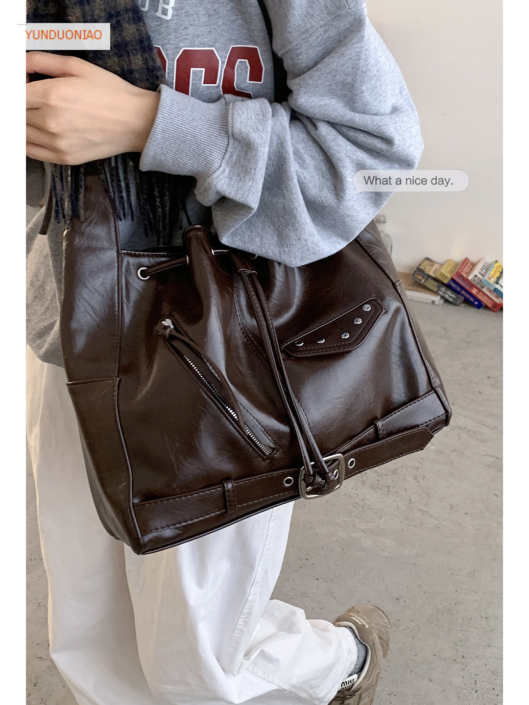 Autumn/Winter Minimalist New Luxury Handbag Large Capacity Retro Style Bucket Bag Designer Bag Women's Shoulder Crossbody Bag