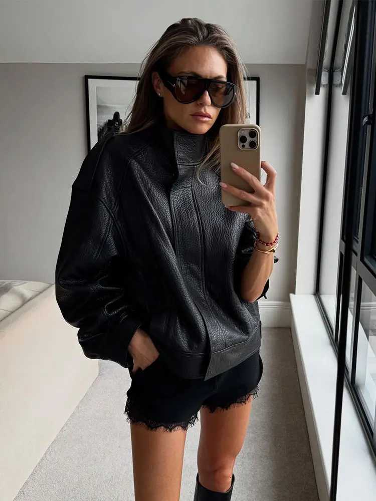 HH Women Fashion Pu Leather Jacket Vintage Solid Long Sleeve Zipper Overcoat Jackets Autumn Female Casual Street OuterwearT251017