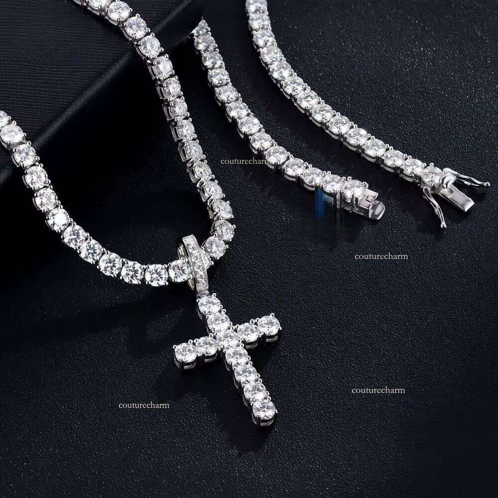 5mm 0.5ct Ice Out Silicon Stone GRA Charm fashion Necklace Religious Christian Cross Pendant