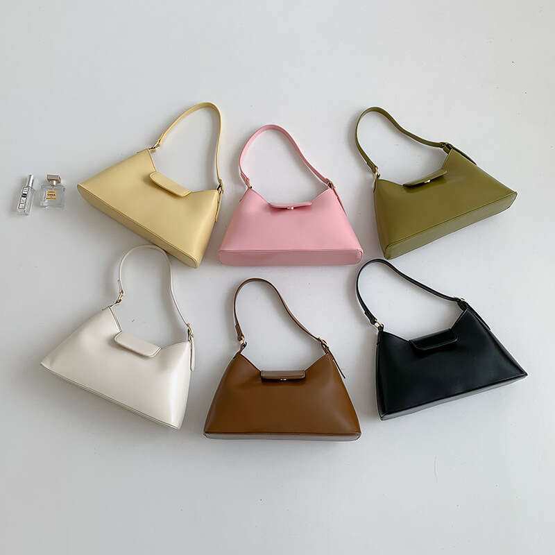 High-End Soft Leather Baguette Shoulder Fashionable Elegant New Versatile Handbag Daily Commute Underarm Bag B5