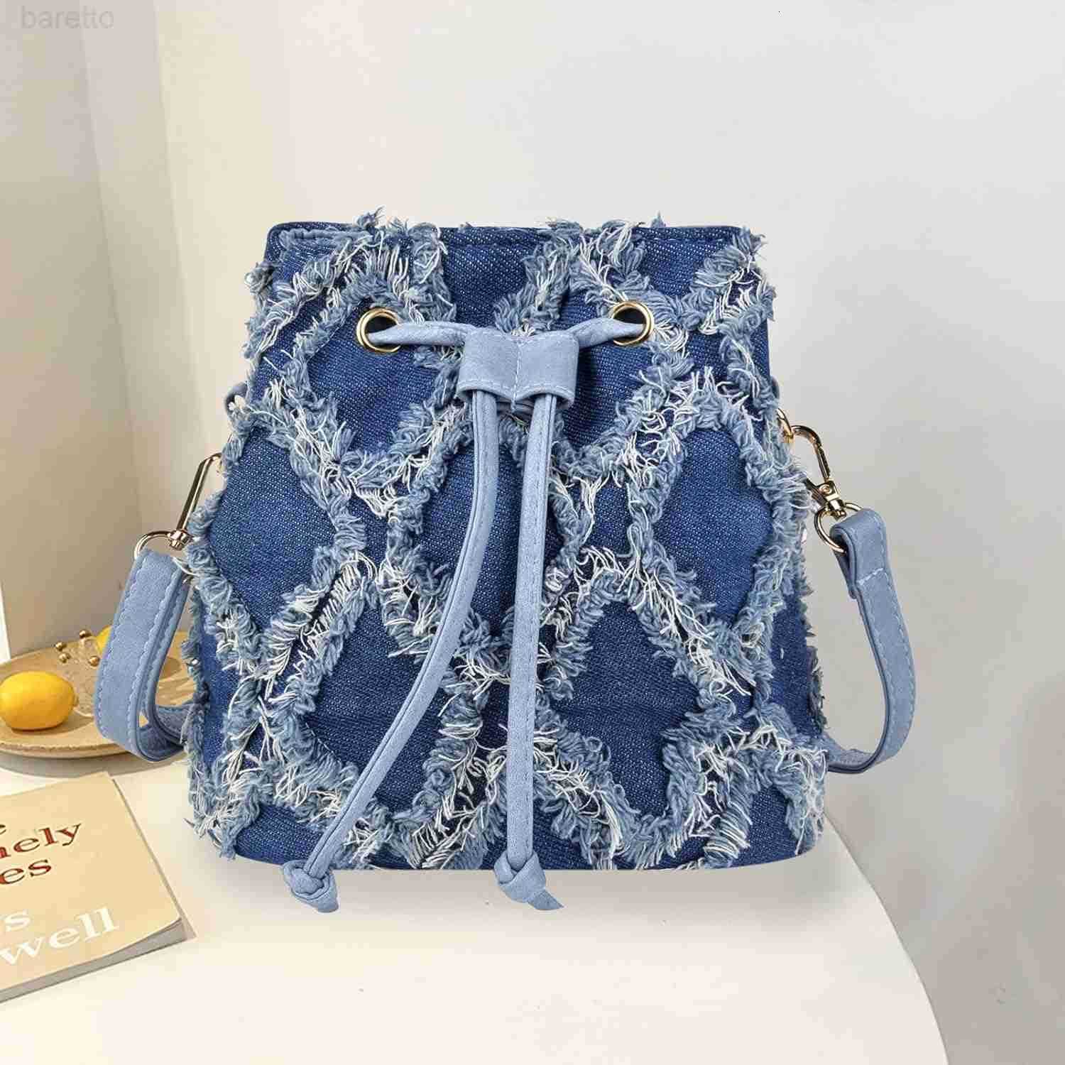 Women Denim Mini Bucket Bag Crossbody Purse Shoulder Handbag Drawstring Quilted Tassel Barrel Shape Satchel Tote Bag Z251017