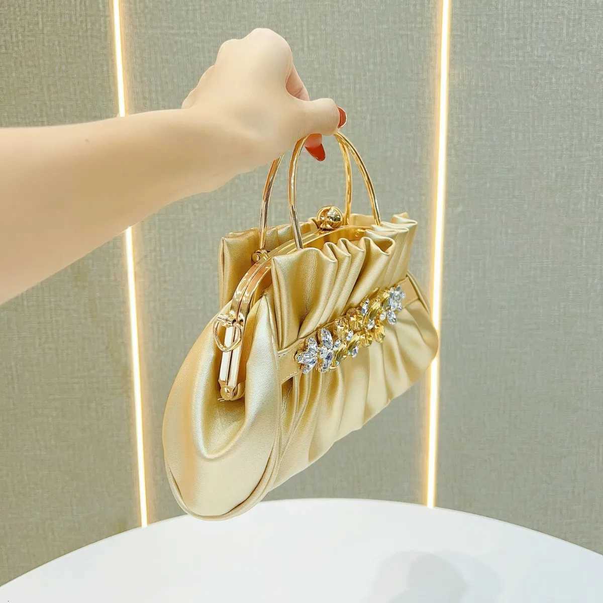 Leather Pleated Clutch Womens Handbag Crystal Rhinestone Silk Tote Top Handle Diamond Wedding Party Shoulder Purse Elegant Bag Z251017