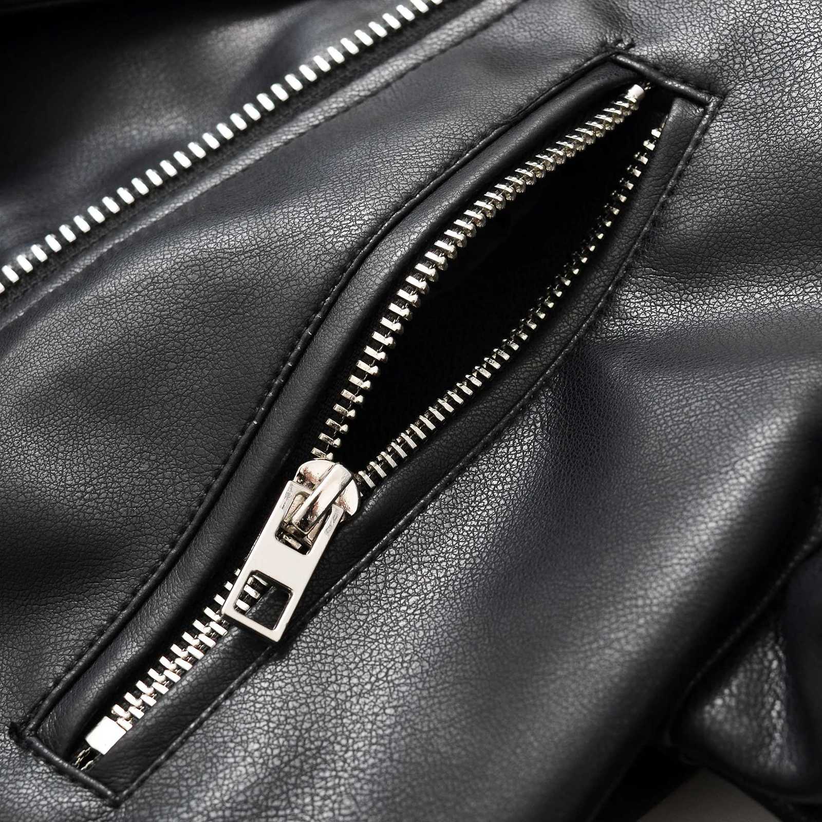 Women Pu Faux Leather Coats Short Jacket Vintage Moto Biker Coat Streetwear Zipper Turn Down Collar Outerwear Autumn 2025T251017