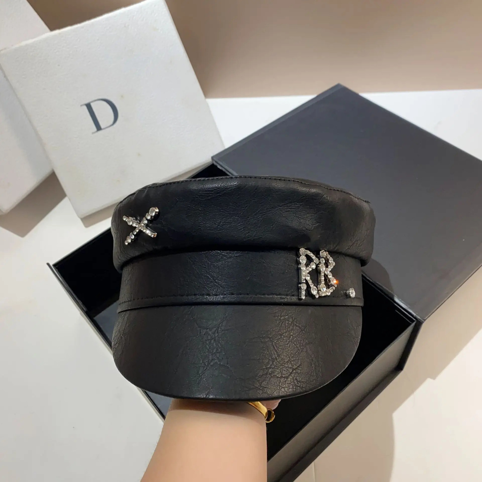 PU Leather sboy Caps Women Diamond Letter Flat Top Cap Solid Color Militray Hat Fashion Streetwear Navy Hat 251016