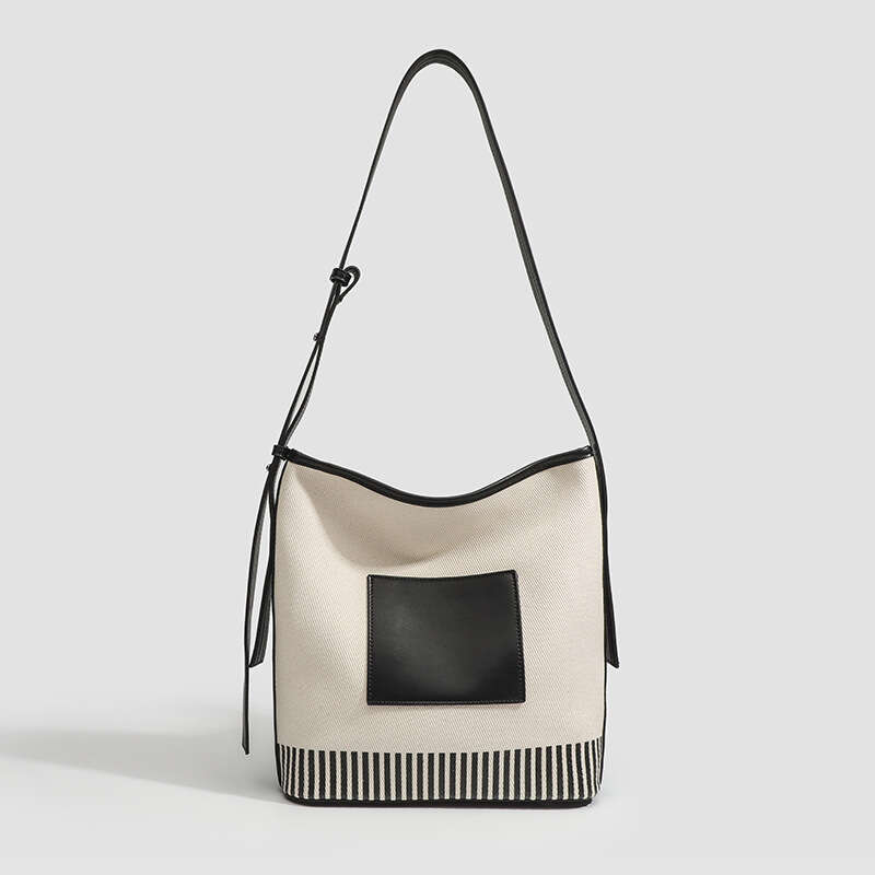 2024 New Small Niche Canvas Patchwork Large Capacity Bucket Wide Strap Fashion Versatile Striped Single Designer Bags Shoulder Bag
