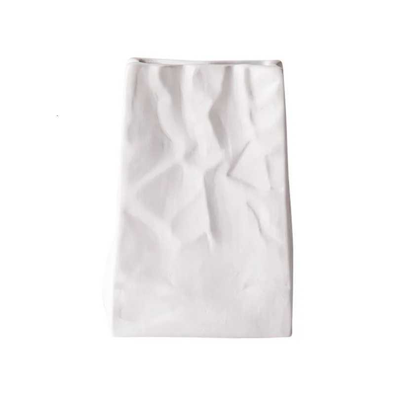 Nordic Creative Paper Bag Ceramic Vase White Light Luxury Premium Vase Living Room Entrance Decoration Ornament C251017