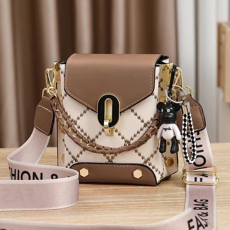Designer Bag Manufacturer Summer New Korean Style Simple Small Square Bag Luxury Bag Fashion Versatile Single Shoulder Crossbody Trendy Mini Phone Bag