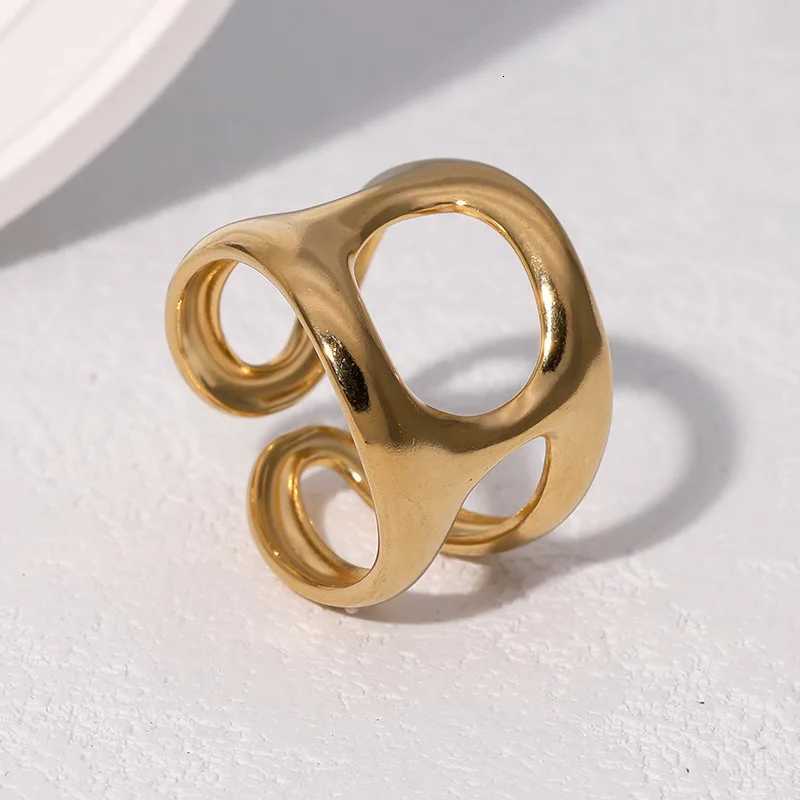 2025 New Simple Geometric Hollow Ring Neutral Design Book Jewelry Open Stainless Steel Rings W251017