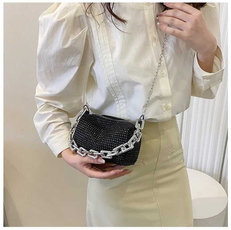 1pc New Portable Fashion Womens Crossbody Bag With Bright Diamonds And Metal Chains PU Material For Dinner Parties Everyday Z251017