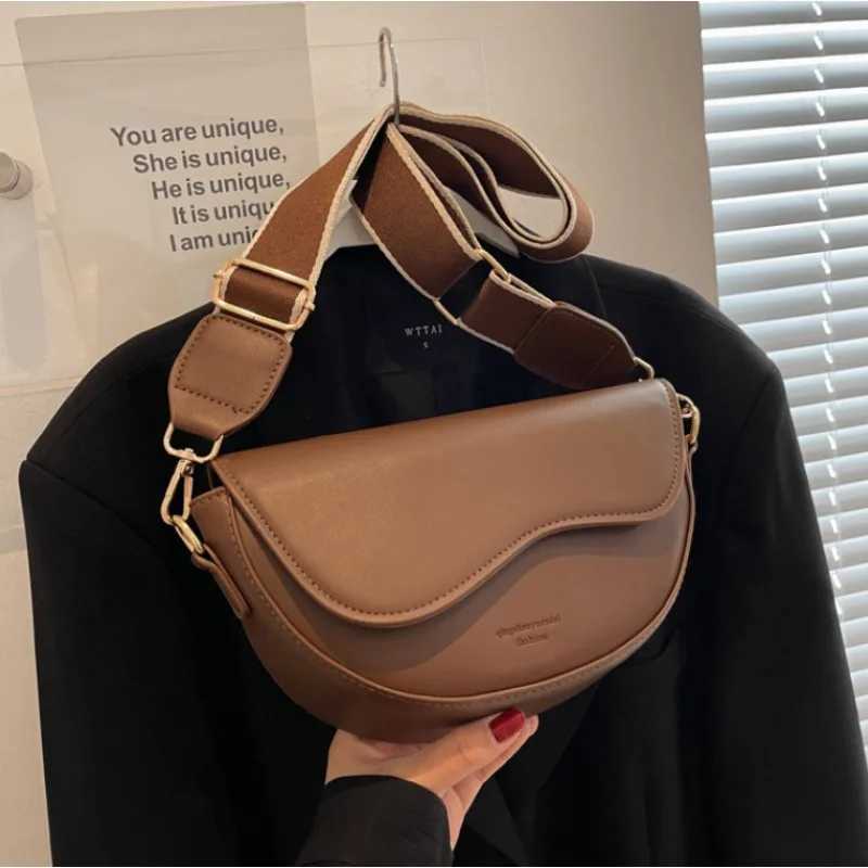 Fiable Square Bags Wens Shoder Bags Wide Shoder Strap Bags Wens Handbags Solid Color PU Leather Crossbody Bag1 D251017
